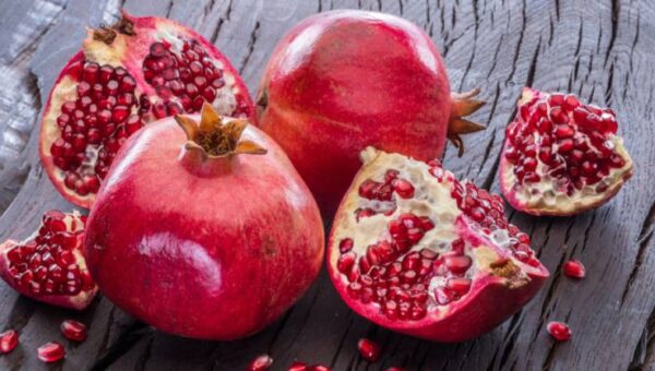 8 Amazing Pomegranate Health Benefits